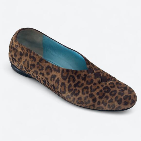 Thierry Rabotin Made in Italy Grace Cheetah Print Flats Womens 37.5‎ (US 7) - Picture 1 of 9